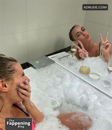 CHLOE BURROWS Nude AZNude