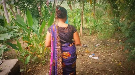 Pooja Bhabhi Outside Garden Hot Fucking Video XHamster