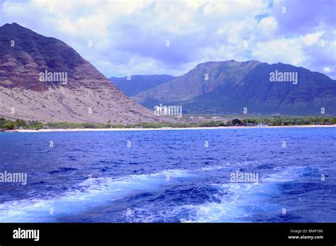 North west Oahu of the Hawaiian islands Stock Photo - Alamy