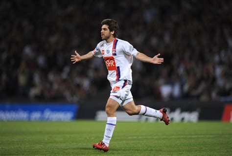 ? Juninho Pernambucano ? OL ⬇️ Games: 344 Goals: 100 Free-kick goals ...