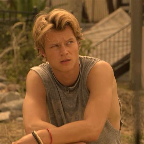 Jj Maybank Icon Outer Banks S Jj Outer Banks Cute Jj Outer Banks Videos Hot Actors