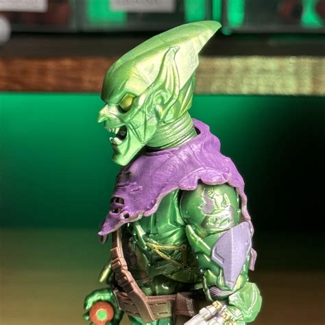 Green Goblin Neck Fix : r/MarvelLegends