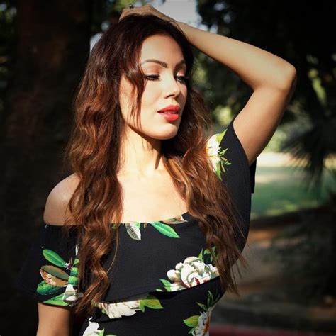 Pin By James Bond On Munmun Dutta Hd Wallpapers For Mobile Hd Photos