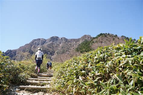 石鎚山 登山記録【鎖のアスレチック登山】 登山と写真のあれこれ