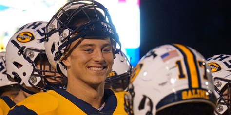 WATCH Notre Dame QB Commit CJ Carr Leads Saline To Playoff Win