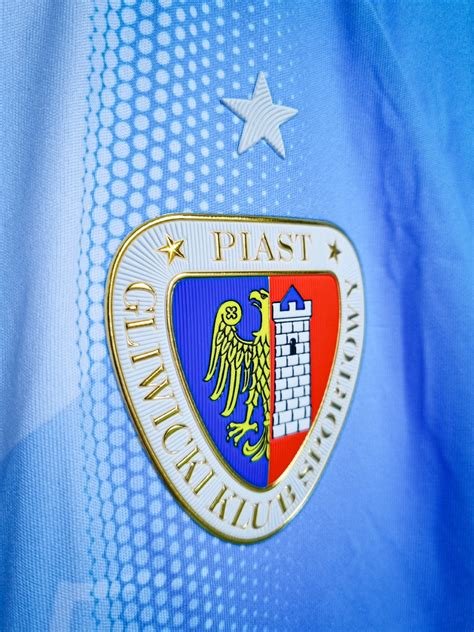 Recenzja Koszulek Pi Karskich F Piast Gliwice I Rak W Cz Stochowa