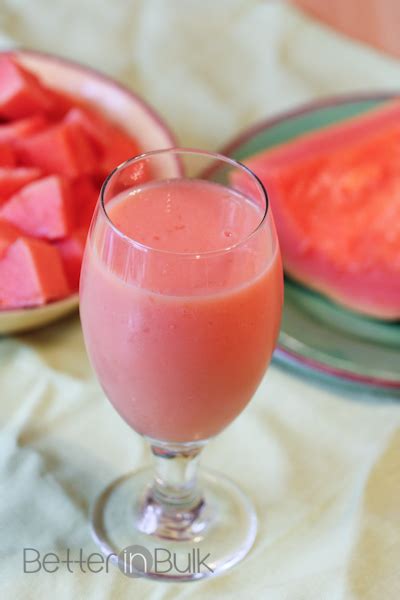 Refreshing and Easy Papaya Smoothie Recipe