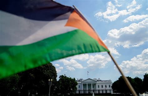 Democrats Sympathize More With Palestinians Than With Israel Poll