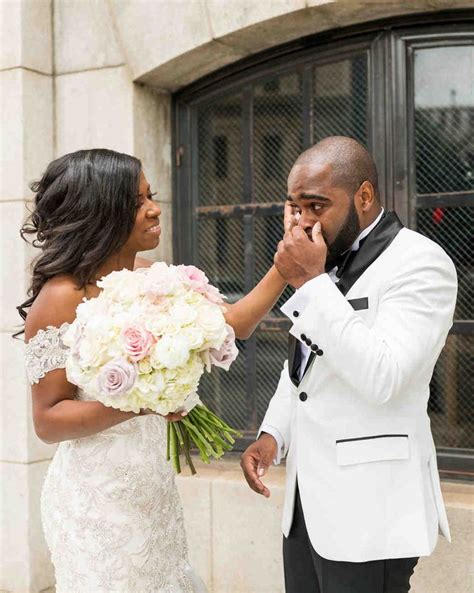 22 Hydrangea Wedding Bouquets Every Bride Will Love Fall Wedding