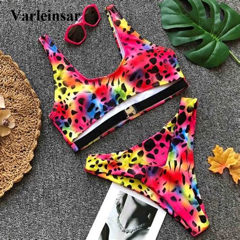 6 Colors 2018 Bather Sexy Bikini Set High Cut Swimwear Female Two