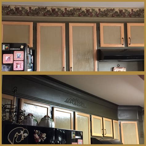 How To Decorate Soffit Above Kitchen Cabinets Things In The Kitchen