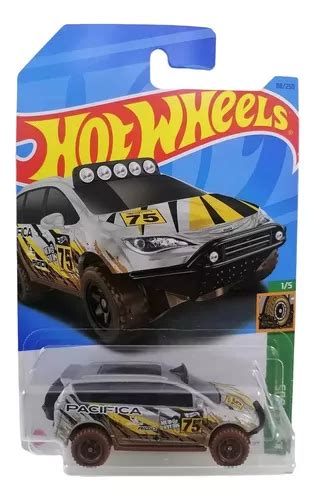 Hot Wheels Crysler Pac Fica Camioneta Rally Race Gris Meses Sin Inter S
