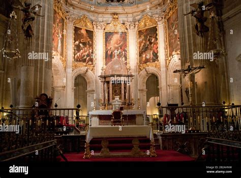 Baroque Altar Vault Hi Res Stock Photography And Images Alamy