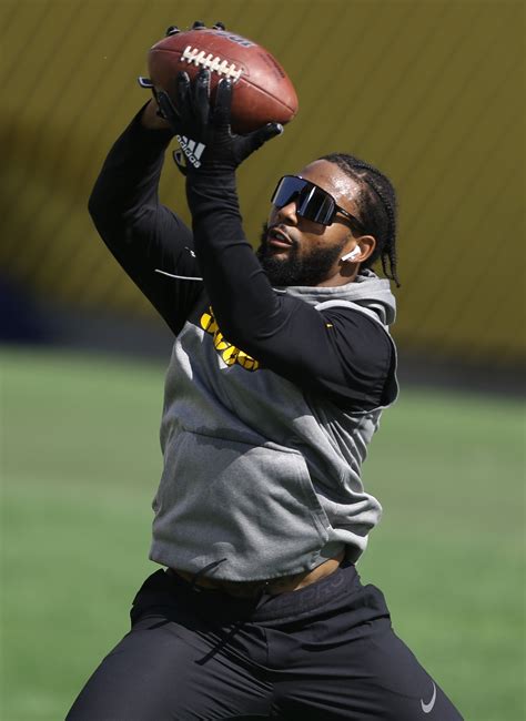 Steven Nelson Sought Steelers Extension; CB Drawing Interest