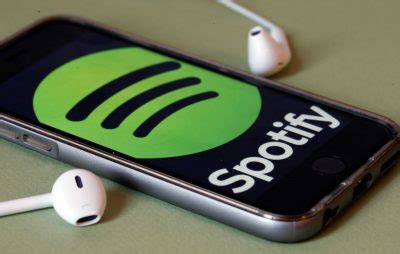 Spotify UK To Launch Music And News Podcasts In Personalised Playlist