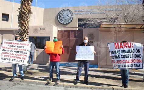 Protestan víctimas de Aras frente a la FGR en Juárez