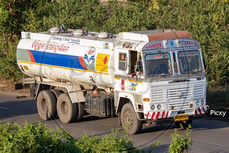 Image Of HP Petrol Tanker Lorry Travelling On Indian Highway WT697007 Picxy