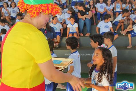 Lol Lal Livraria Promove Dia De Cultura E Divers O Em Escola