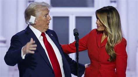 Trump S Bizarre Melania Reference During Rally Isn T Matching Up To Reality