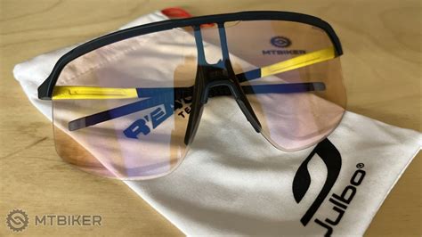 Test Julbo Density Reactiv Hc Nadupan Cyklookuliare Z