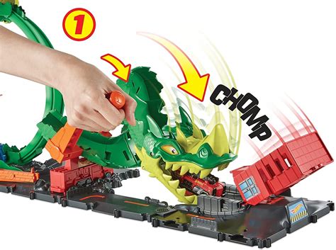 楽天市場ホットウィール マテル ミニカー ホットウイール Hot Wheels Track Set with 1 64 Scale Toy Firetruck City Fire