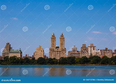 Incredible View of New York City Skyline from Central Park Editorial ...