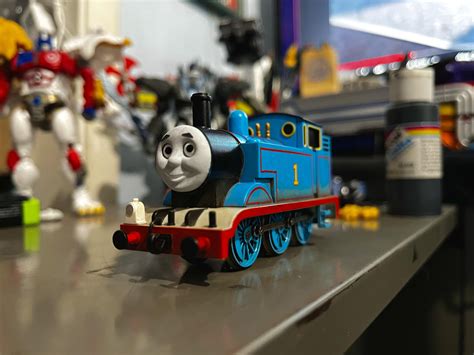 Custom Bachmann Thomas : r/modeltrains