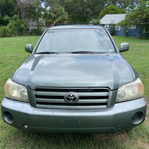 2005 Toyota Highlander Limited - Auto Rider