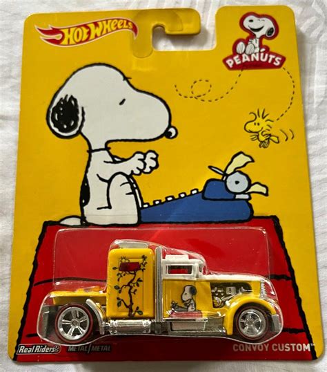 Hot Wheels Peanuts Convoy Custom Snoopy Hobbies Toys Toys Games On Carousell