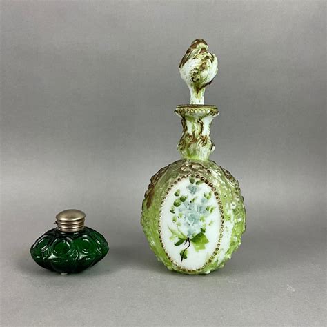 Dr234 Antique Cameo Glass Decanter With Green Glass Inkwell