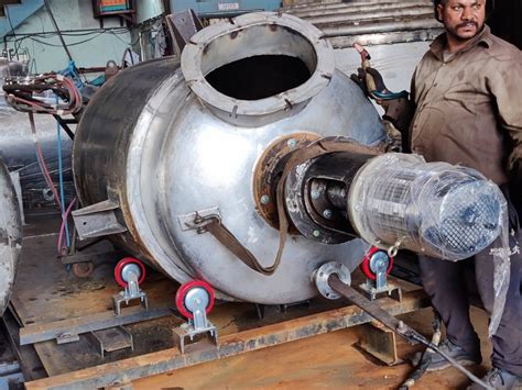 Stainless Steel Matt Jacketed Mixing Vessel Tank For Industrial