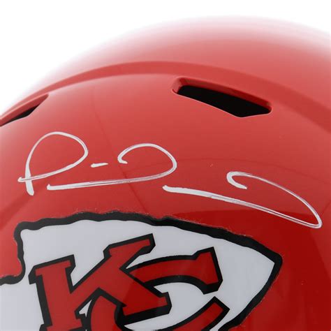 Patrick Mahomes II Signed Chiefs Full-Size Speed Helmet (Beckett) | Pristine Auction