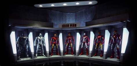 Iron Man Hall of Armor Marvel Universe Custom - The Toyark - News