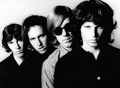 CLUBE DOS ENTAS DE CATANDUVA Jim Morrison E A Banda The Doors O