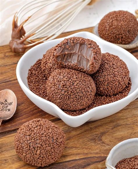 Pin De Mih Dutra Em Brigadeiro E Cia Brigadeiros Gourmet Curso De