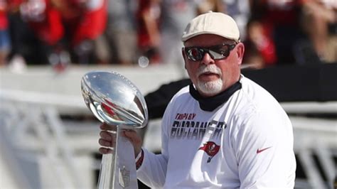 Bruce Arians Unveils Buccaneers Super Bowl Tattoo - Tampa Bay ...