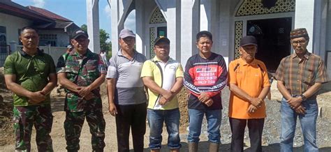 peserta latsitardanus bersihkan masjid  tampang