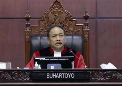 Suhartoyo Resmi Dilantik Jadi Ketua Mk