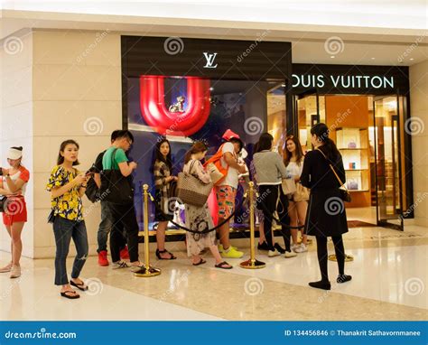 Shop Louis Vuitton In Bangkok Thailand Iucn Water