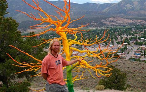 Вторая жизнь отслуживших вещей