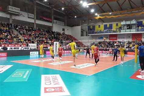 Asseco Resovia w półfinale PlusLigi Stal Nysa z jednym wygranym setem