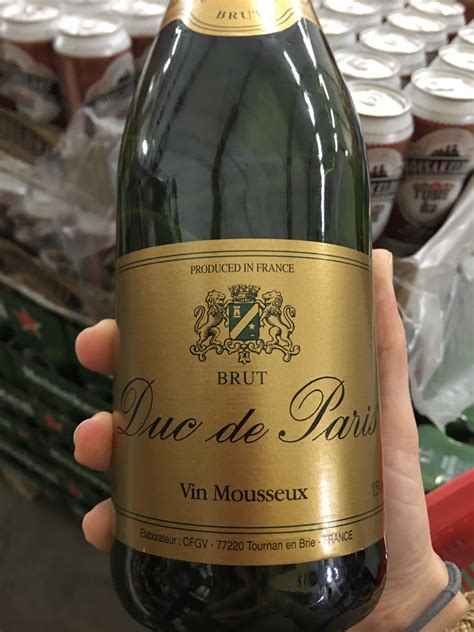 Игристое сухое вино Duc de Paris Brut Vin Mousseux отзывы