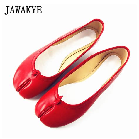 JAWAKYE New Split toe shoes Women Genuine leather cloven Toe Women ...