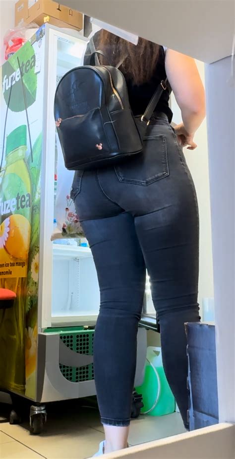 Sexy Colleague In Very Tight Jeans Fat Ass Page Tight Jeans Forum