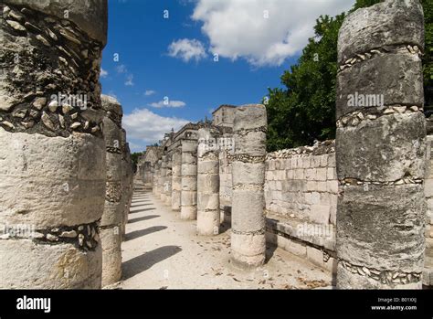 Chichen Itza Maya Ruins Yucatan Stock Photo Alamy