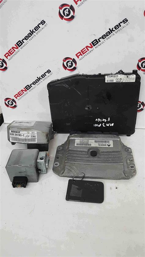 Renault Clio MK3 2005 2009 1 4 16v ECU Set UCH BCM Immobiliser Key Card