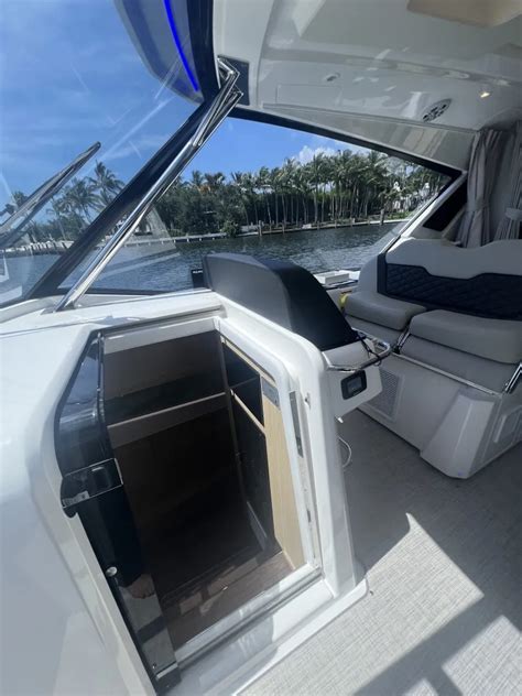 aquila  sport  sale  miami fl  marinesource
