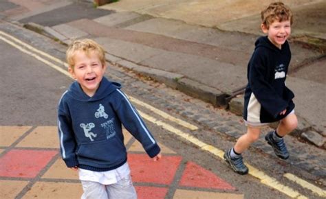 How To Make Your Kid Stay Active | DeeR Digest