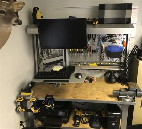 A workbench for the modern man. : r/battlestations