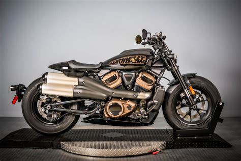 2022 Harley-Davidson® Sportster® S RH1250S | New York City Harley-Davidson®